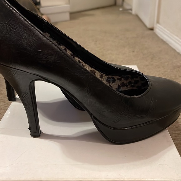 Unlisted Platform Heel - Picture 4 of 4